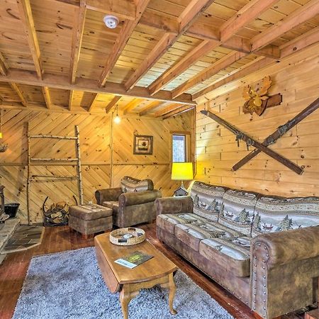 Secluded Johnsburg Retreat With Hot Tub And Fire Pit Villa Eksteriør billede