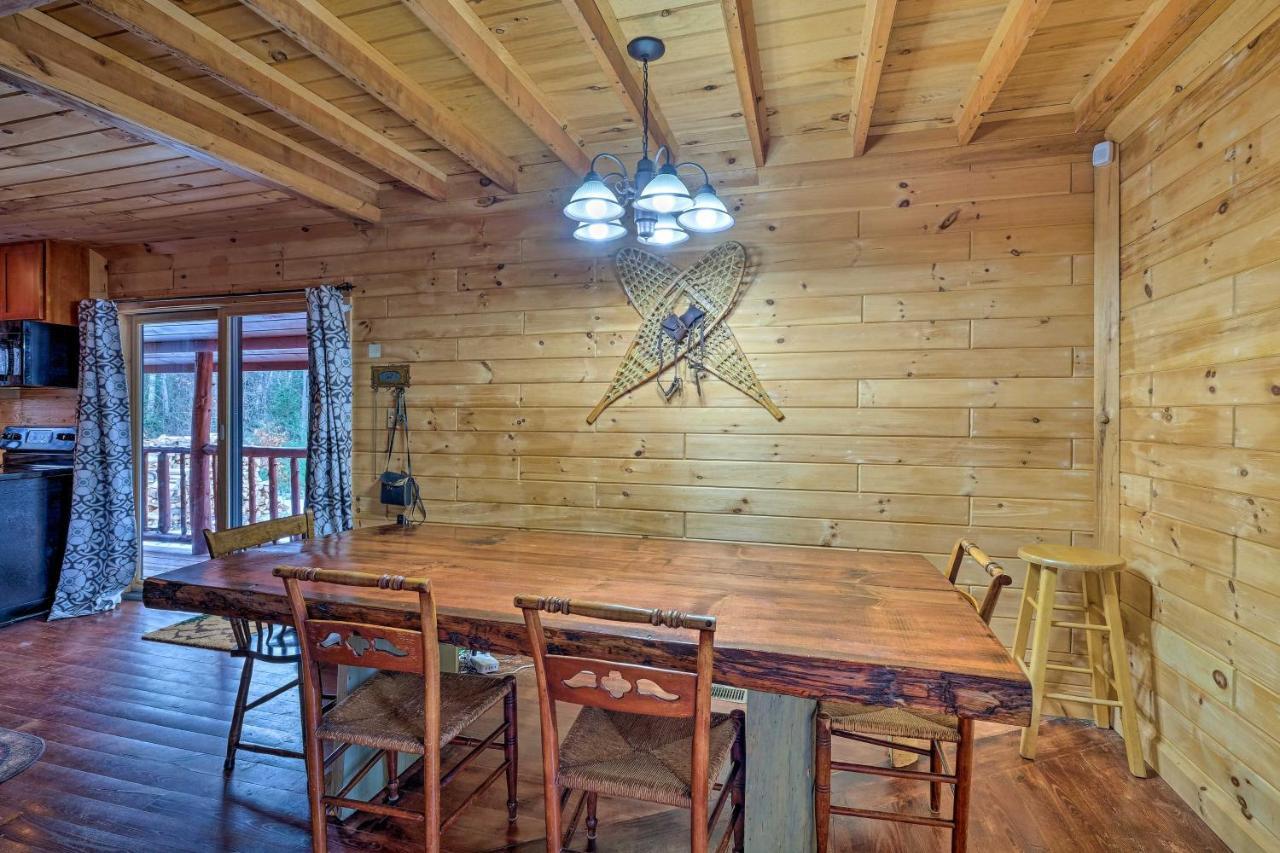 Secluded Johnsburg Retreat With Hot Tub And Fire Pit Villa Eksteriør billede
