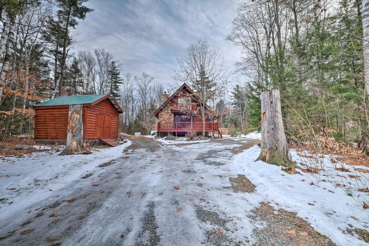 Secluded Johnsburg Retreat With Hot Tub And Fire Pit Villa Eksteriør billede